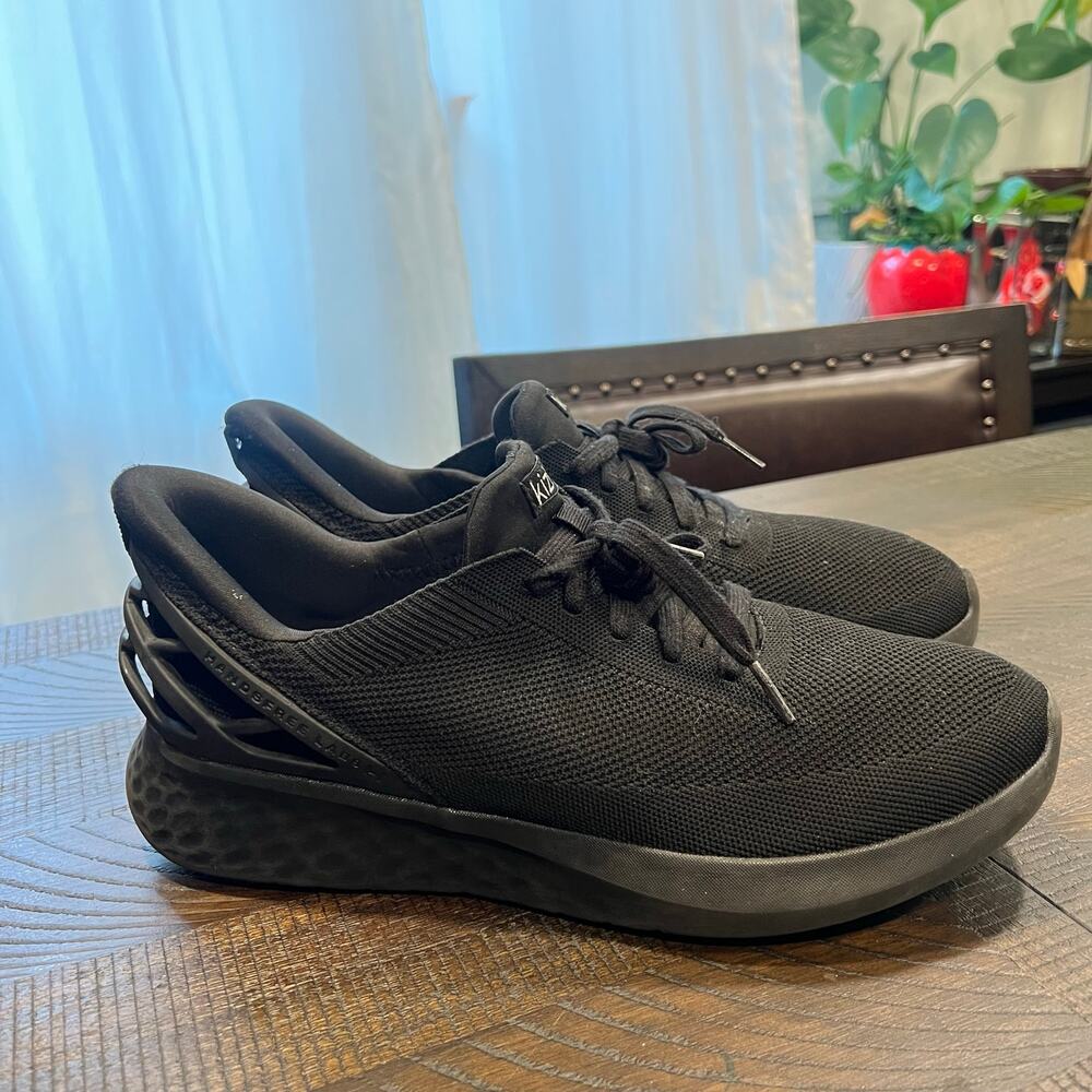 Kizik all black Prague shoes hands free lab 8 unisex 11 Men 12.5 women